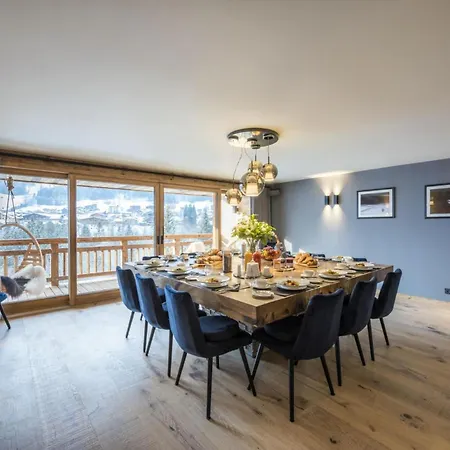 Chalet Zell: A Scenic Retreat By The Lake