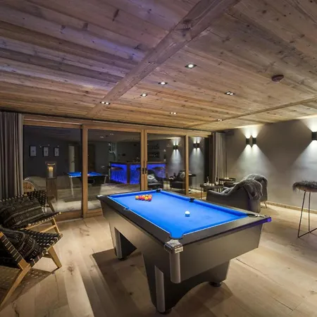 Lejlighed Chalet Zell: A Scenic Retreat By The Lake